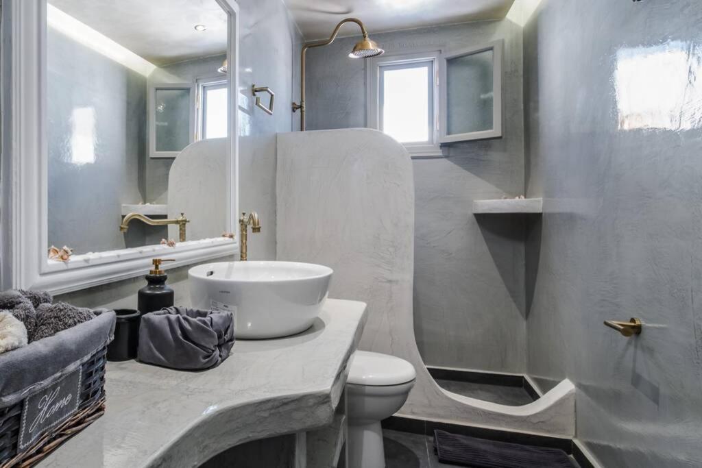 Villa Brouzos- Maisonette With Sea & Mountain View Emporio  エクステリア 写真